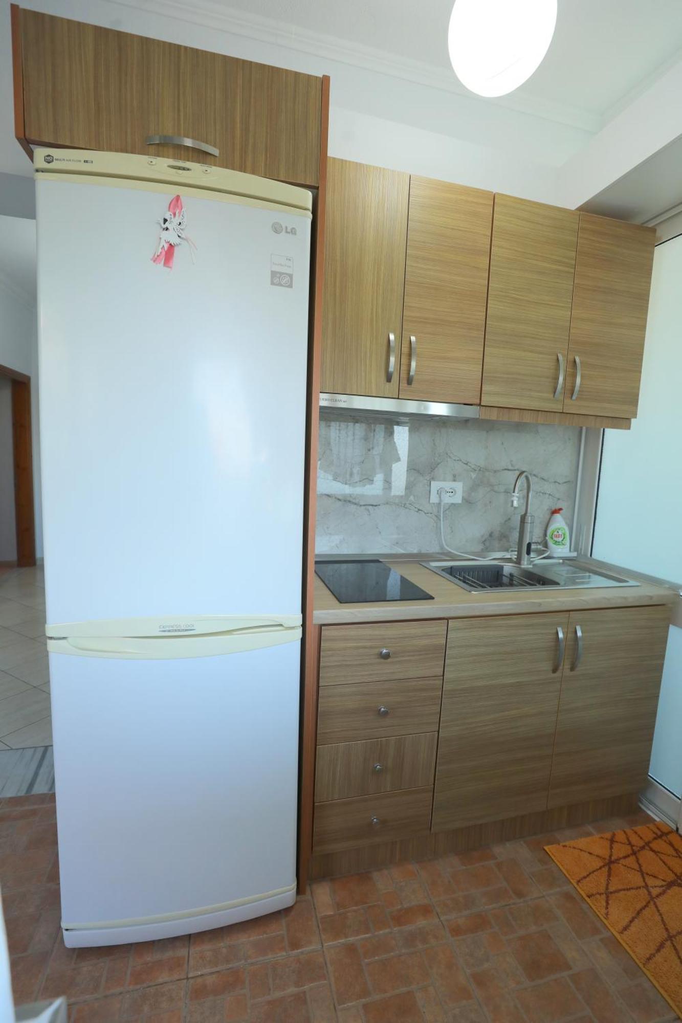 Villa Kevin'S Sarandë エクステリア 写真