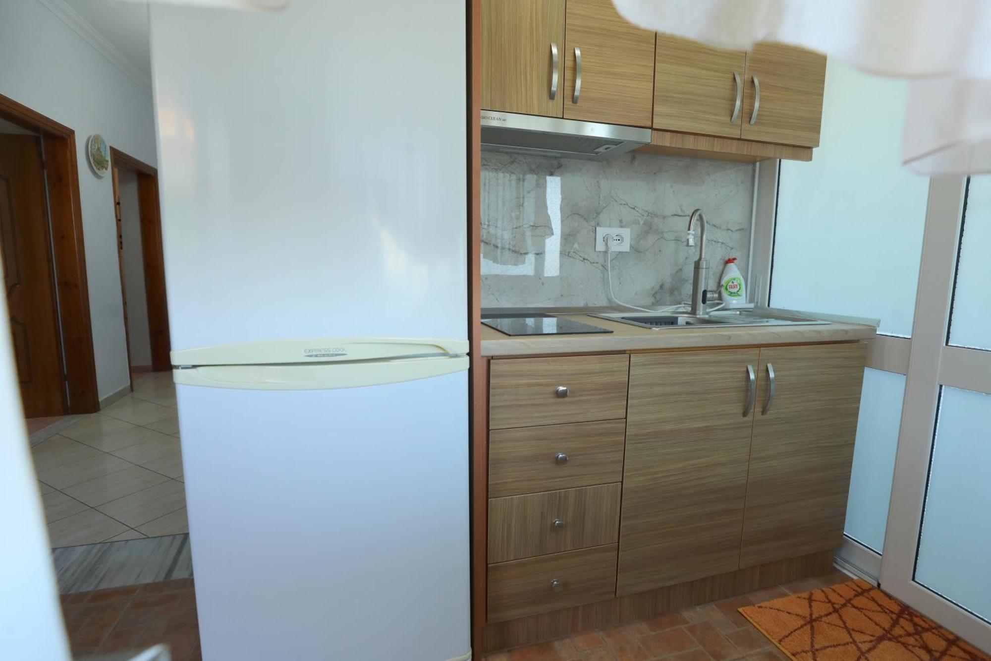 Villa Kevin'S Sarandë エクステリア 写真