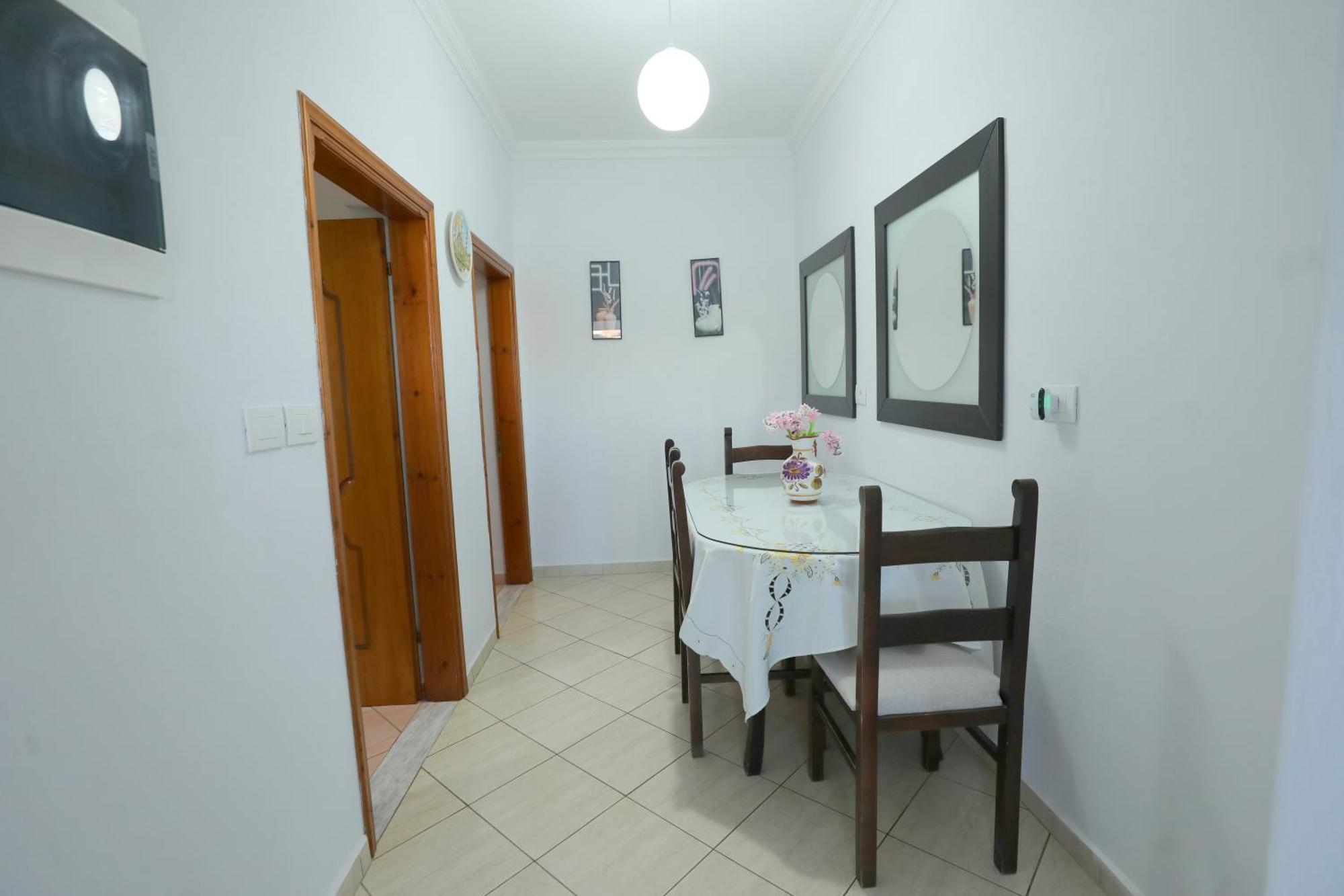 Villa Kevin'S Sarandë エクステリア 写真