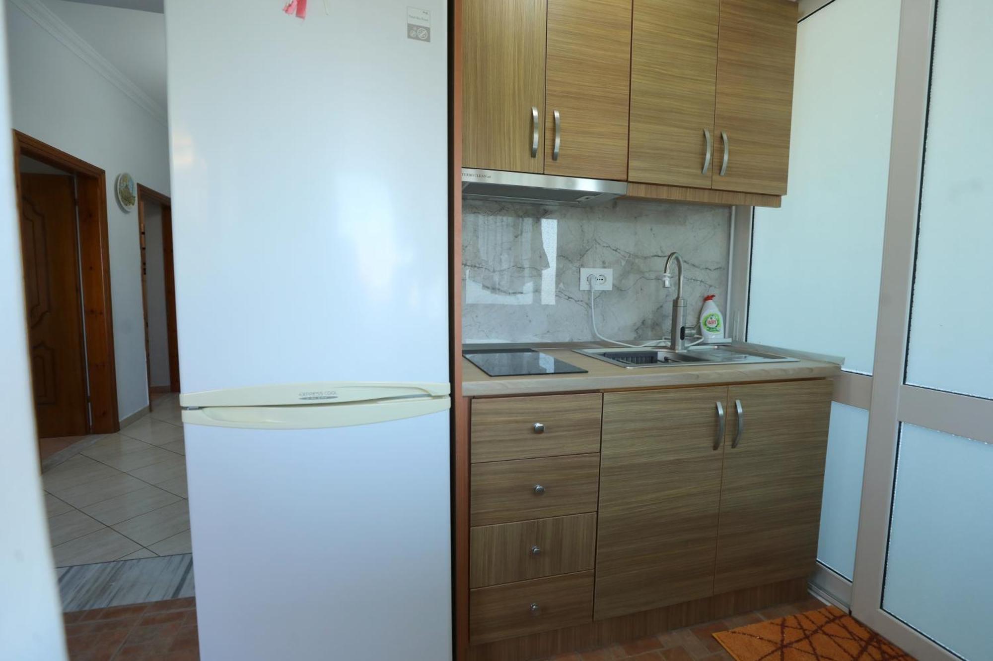 Villa Kevin'S Sarandë エクステリア 写真